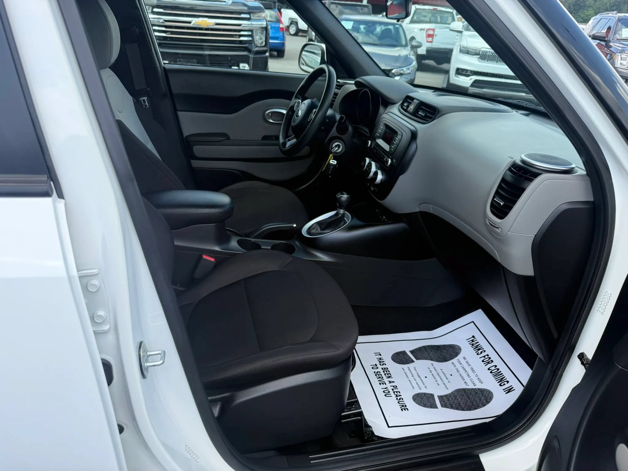 Used 2016 Kia Soul FWD image 16