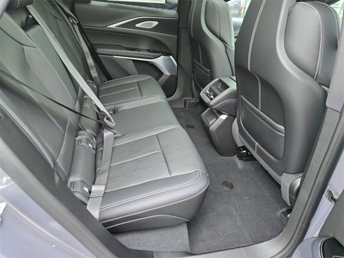 New 2026 Cadillac Lyriq Premium Luxury image 14