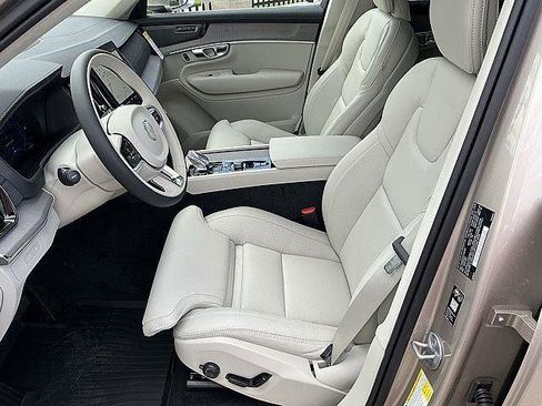 New 2026 Volvo XC90 T8 Ultra w/ Lounge Package AWD/4WD image 15
