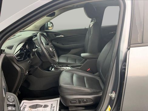 Used 2021 Buick Encore GX Essence w/ Advanced Technology Package AWD/4WD image 8