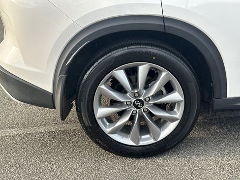 Used 2021 INFINITI QX50 Luxe image 17