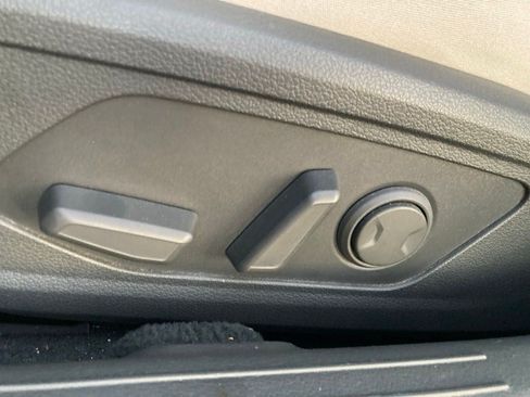 Used 2025 Hyundai Sonata SEL FWD image 13