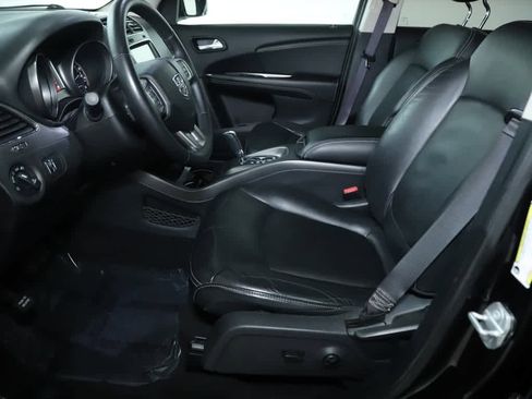 Used 2017 Dodge Journey Crossroad w/ Popular Equipment Group image 19