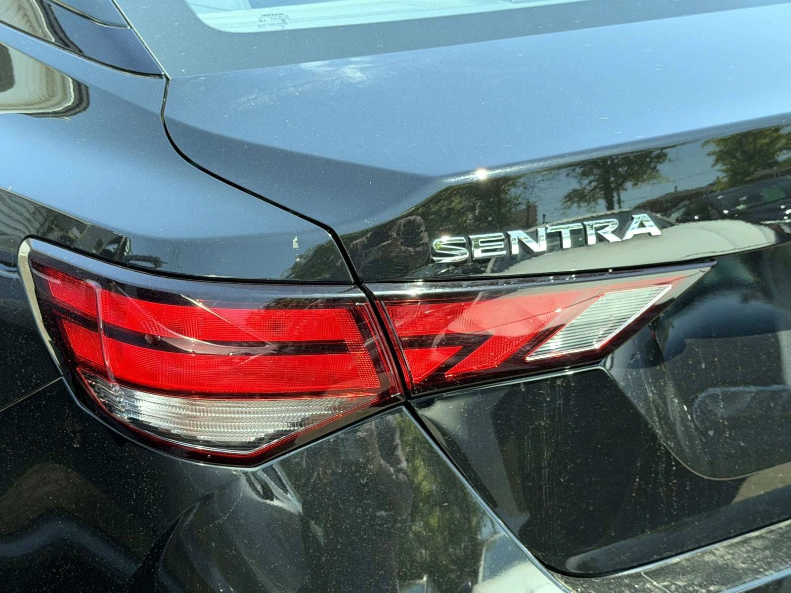 Used 2023 Nissan Sentra SV w/ All-Weather Package FWD image 10