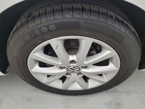 Used 2014 Volkswagen Jetta SE image 31