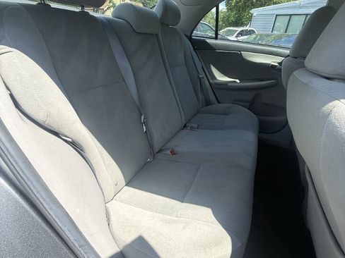 Used 2012 Toyota Corolla LE FWD image 16