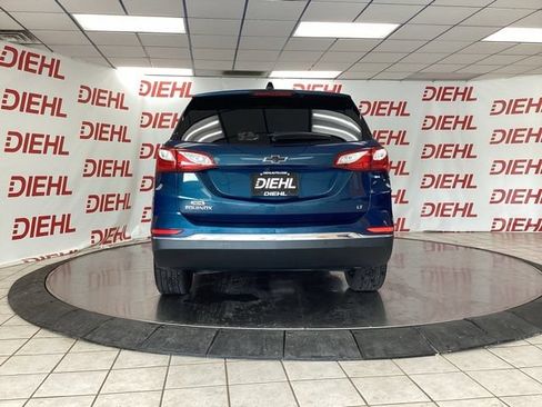 Used 2020 Chevrolet Equinox LT w/ Sport Edition FWD image 6