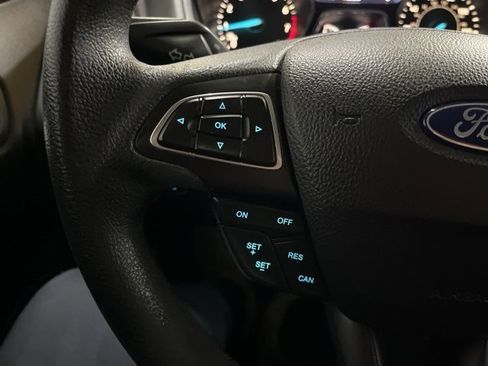 Used 2017 Ford Focus SE image 45