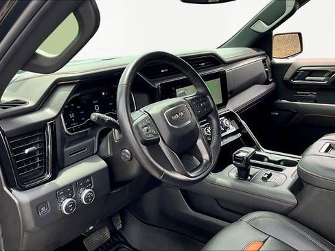 Used 2022 GMC Sierra 1500 AT4 w/ AT4 Preferred Package image 12