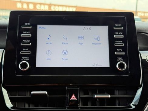 Used 2024 Toyota Camry SE image 14