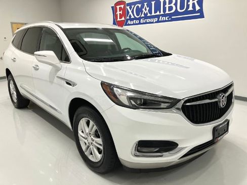 Used 2020 Buick Enclave Essence image 13