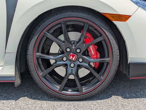 Used 2021 Honda Civic Type R image 11