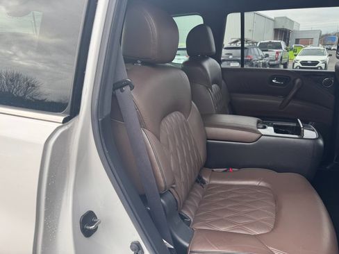 Used 2023 Nissan Armada Platinum w/ Captain's Chairs Package image 18