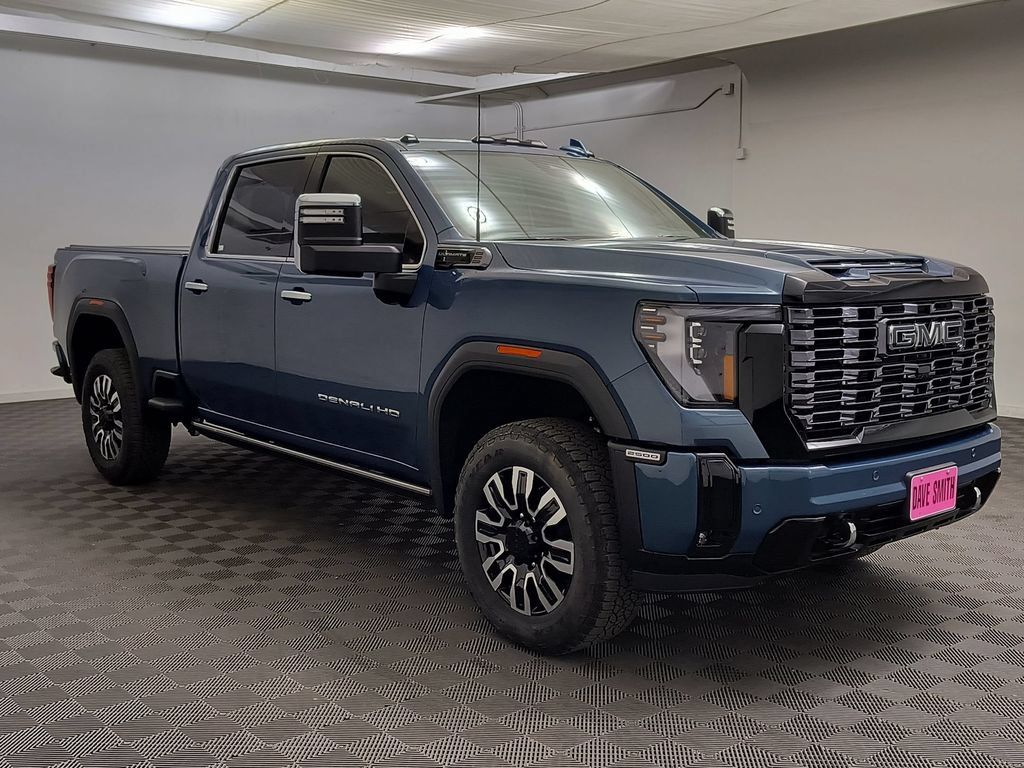 Used 2026 GMC Sierra 2500 Denali Ultimate AWD/4WD image 7