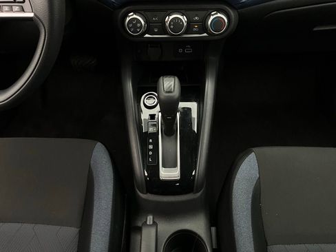 Used 2025 Nissan Versa SV image 14