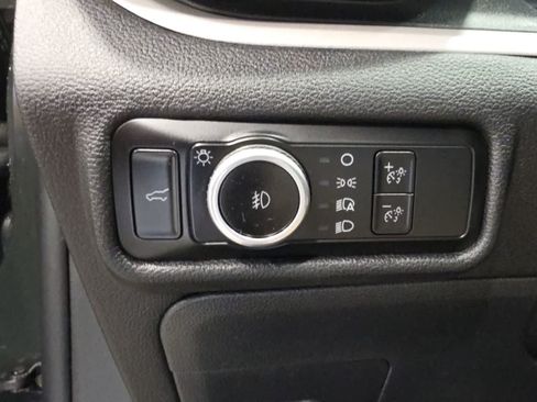 Used 2023 Ford Explorer XLT w/ Equipment Group 202A AWD/4WD image 22