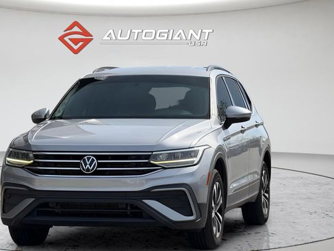 Used 2022 Volkswagen Tiguan S FWD image 6