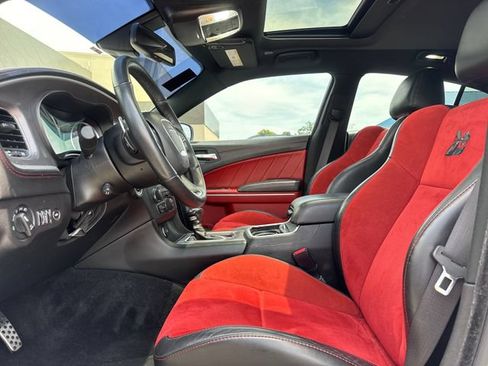 Used 2022 Dodge Charger Scat Pack w/ Plus Group RWD image 13