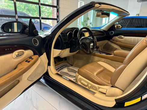 Used 2008 Lexus SC 430 Convertible RWD image 17