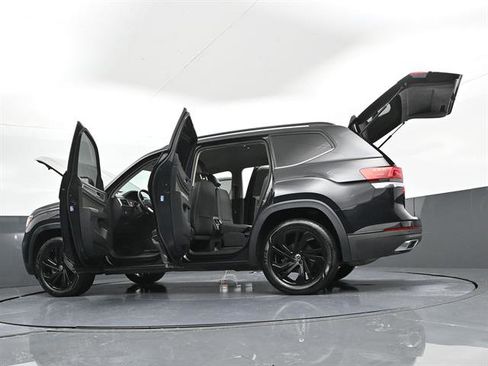 Used 2022 Volkswagen Atlas SE FWD image 50