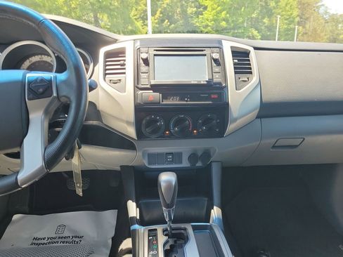 Used 2014 Toyota Tacoma PreRunner w/ TRD Sport Package RWD image 24
