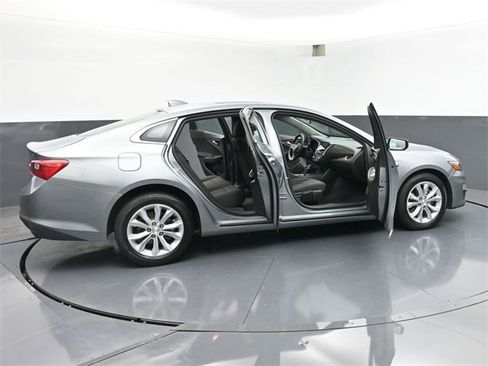 Used 2024 Chevrolet Malibu LT image 47