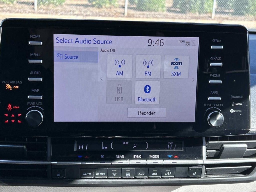 Used 2021 Toyota Sienna XLE FWD image 39