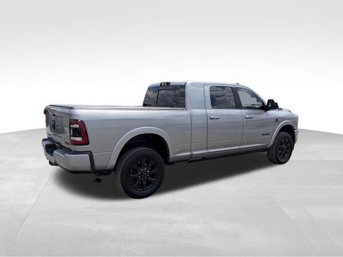 Used 2022 RAM 2500 Limited AWD/4WD image 21