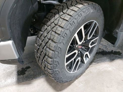 New 2026 GMC Sierra 1500 AT4 AWD/4WD image 33