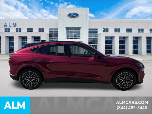 Used 2025 Ford Mustang Mach-E Premium image 6