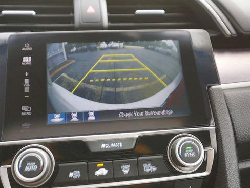 Used 2017 Honda Civic EX-L image 9