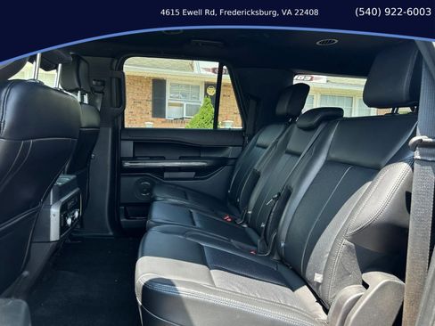 Used 2019 Ford Expedition Max XLT w/ Equipment Group 201A AWD/4WD image 12