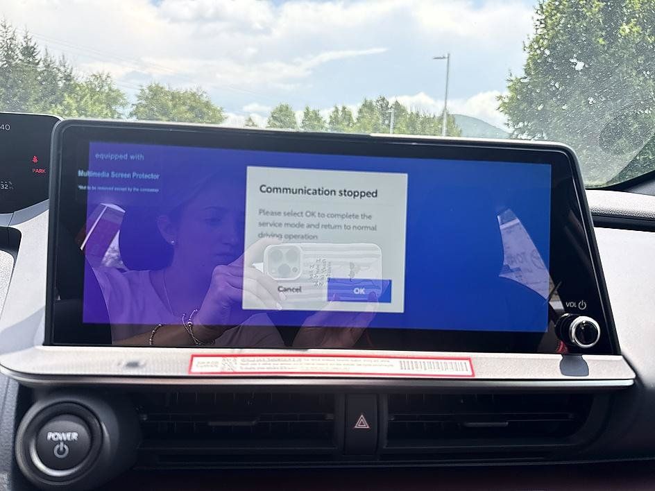New 2026 Toyota Prius Plug-In Hybrid FWD image 17