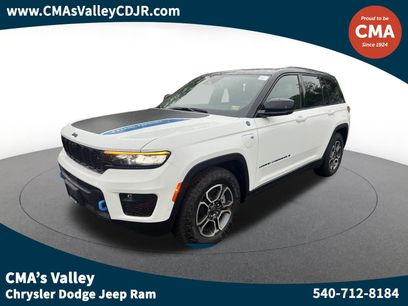 New 2023 Jeep Grand Cherokee Trailhawk w/ Advanced Protech Group II