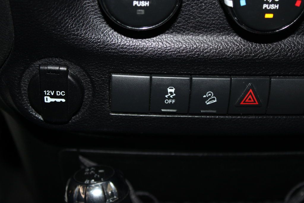 Used 2015 Jeep Wrangler Unlimited Sport AWD/4WD image 47