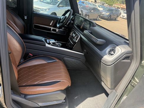 Used 2021 Mercedes-Benz G 550 image 14