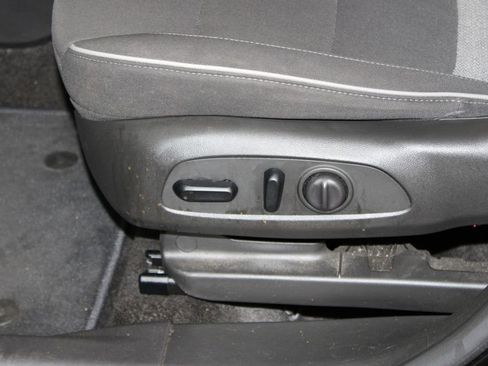 Used 2023 Chevrolet TrailBlazer LT w/ Convenience Package image 18