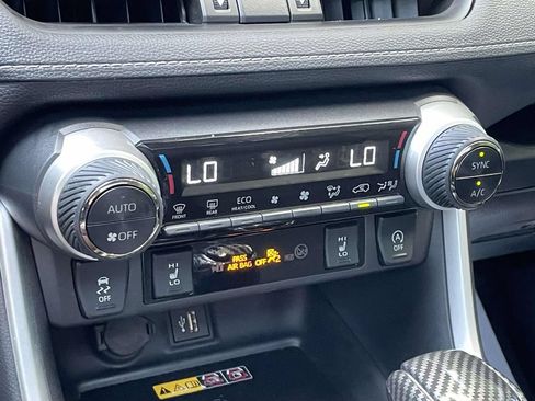 Used 2025 Toyota RAV4 XLE Premium w/ Weather Package FWD image 28