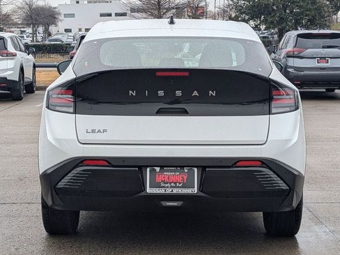 New 2026 Nissan Leaf w/ Floor Mat Package (S+) FWD image 5