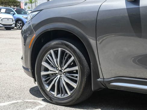 Used 2023 INFINITI QX60 Sensory w/ Vision Package AWD/4WD image 10