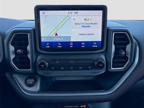 Used 2021 Ford Bronco Sport Outer Banks w/ Outer Banks Package (96D) image 17