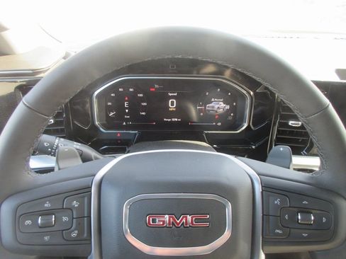 New 2026 GMC Sierra 1500 Elevation image 18