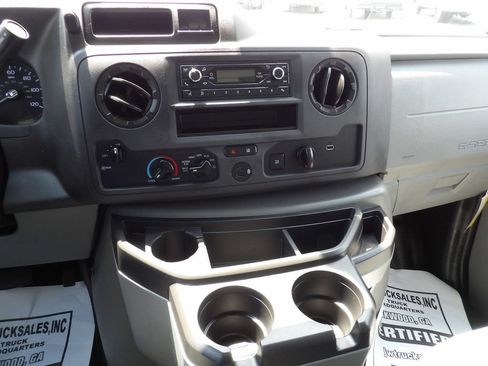 Used 2024 Ford E-350 and Econoline 350 Super Duty w/ Driver's Safety Package RWD image 21