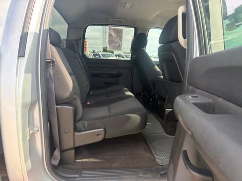 Used 2014 Chevrolet Silverado 3500 LT w/ Interior Plus Package AWD/4WD image 26