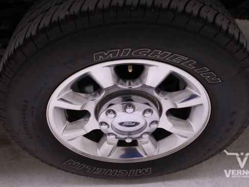 Used 2015 Ford F250 Lariat w/ Lariat Ultimate Package image 36