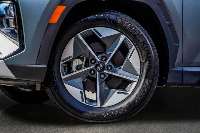 Certified 2025 Hyundai Tucson SEL FWD image 36