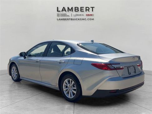 Used 2026 Toyota Camry LE FWD image 3