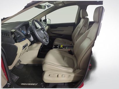Certified 2024 Honda Odyssey Elite