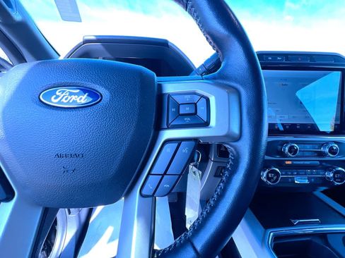 Used 2022 Ford F350 Lariat w/ Black Appearance Package AWD/4WD image 20