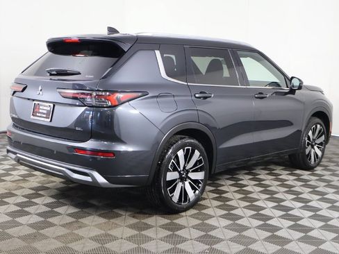 Used 2025 Mitsubishi Outlander SEL AWD/4WD image 15